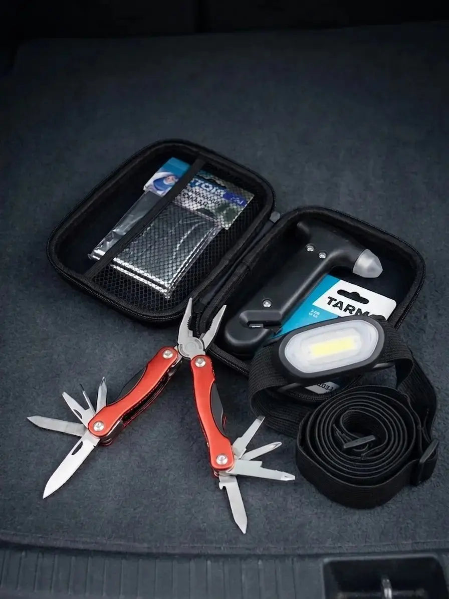 Auton tarvikepakkaus